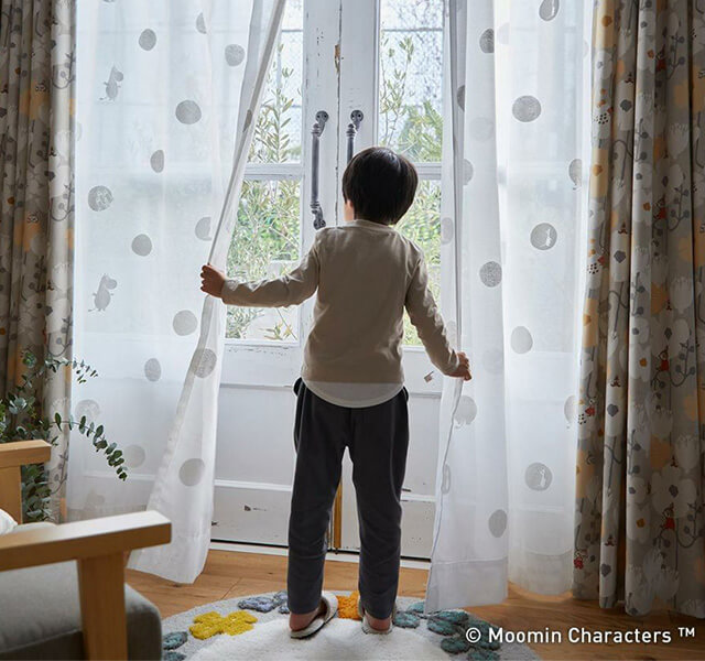 北欧インテリアにマッチ ムーミンのレースカーテン
