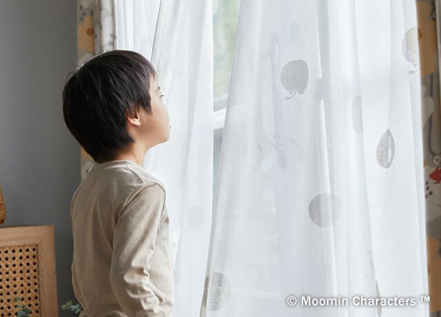 ご家庭の洗濯機で洗えるムーミンのレースカーテン