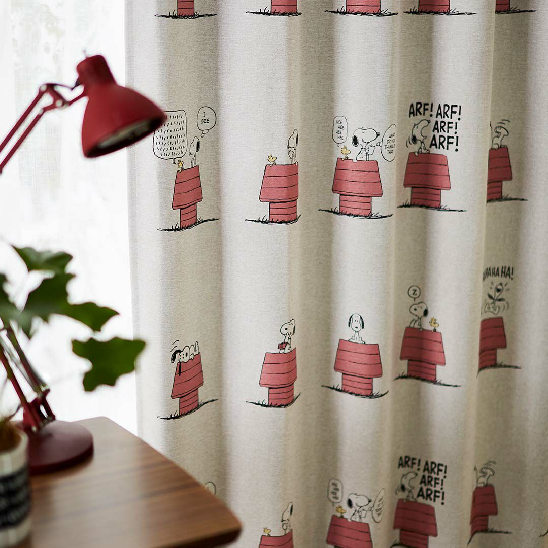 スヌーピーカーテン スミノエ 100×135 ドレープ 遮光 2つ山 1.5倍 スヌーピー 遮光カーテン デイリーライフ 遮光1級 2級 形状記憶 100